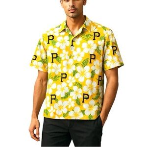 Pirates Logo Hawaiian Short Sleeve Button Down XL